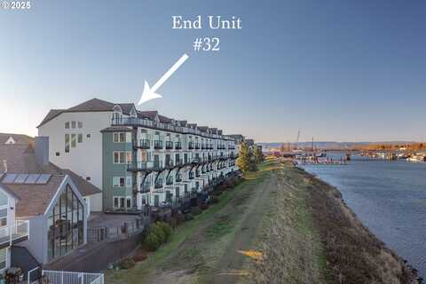 905 N HARBOUR DR, Portland, OR 97217