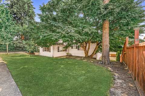16381 HUNTER AVE, Oregon City, OR 97045