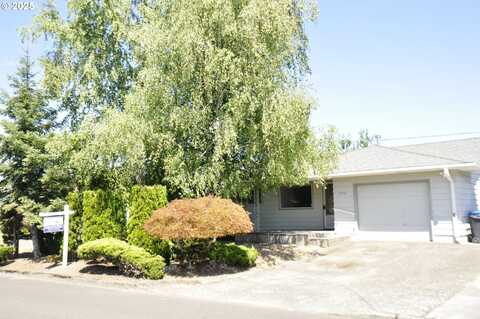 1770 THOMPSON RD, Woodburn, OR 97071