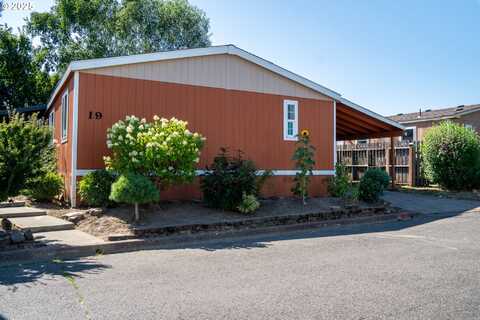 300 S EVEREST ST, Newberg, OR 97132