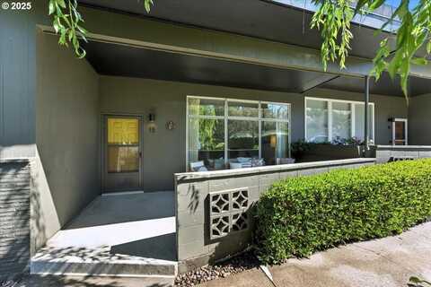 5225 SW Oleson RD, Portland, OR 97225