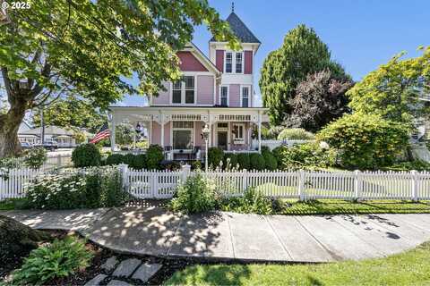 617 JUNIPER ST, Junction City, OR 97448