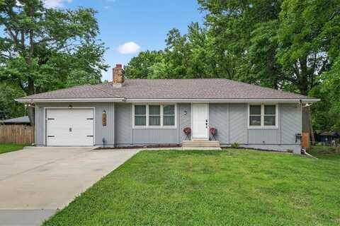 1404 Gambrell Street, Greenwood, MO 64034