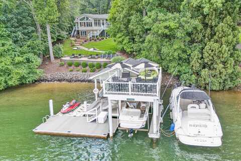 150 Providence LN, Union Hall, VA 24176