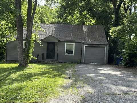 5312 Reeds Road, Mission, KS 66202