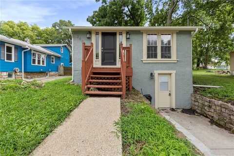 2609 W 45 Avenue, Kansas City, KS 66103