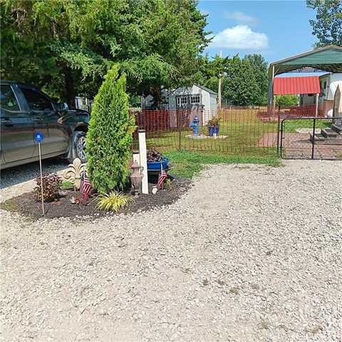 38 Lost Forest Trail, Linn Valley, KS 66040