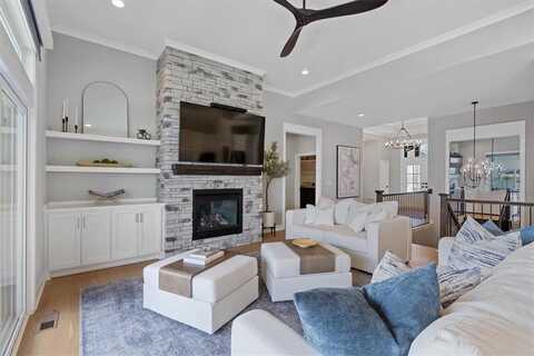 16649 S Tomashaw Street, Olathe, KS 66062