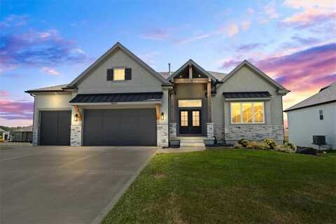 16649 S Tomashaw Street, Olathe, KS 66062