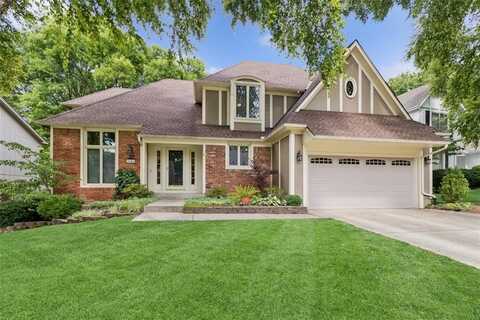 9641 W 116th Terrace, Overland Park, KS 66210