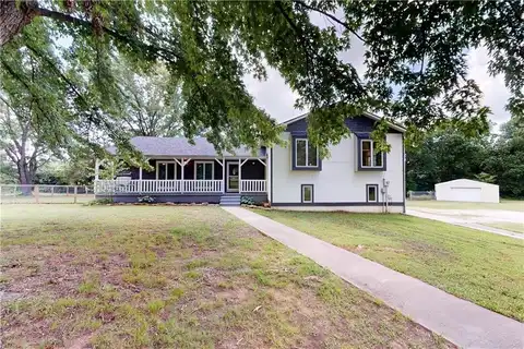 16372 S 1338 Road, Nevada, MO 64772