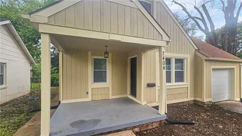 7404 Tracy Avenue, Kansas City, MO 64131