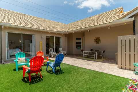 9930 Boynton Gardens Way, Boynton Beach, FL 33437