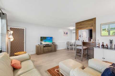 880 Horizons W, Boynton Beach, FL 33435