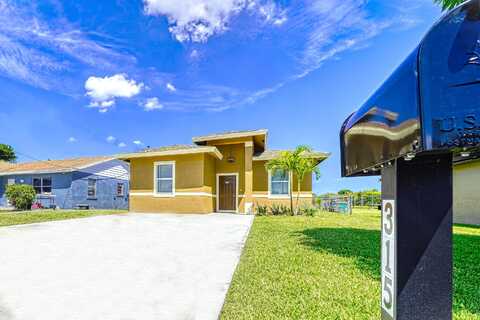 315 NE 13th Avenue, Boynton Beach, FL 33435