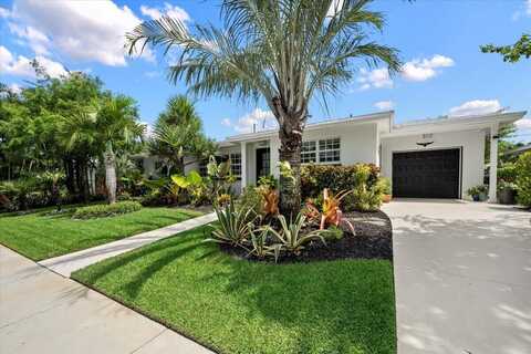213 Vanderbilt Drive, Lake Worth, FL 33460