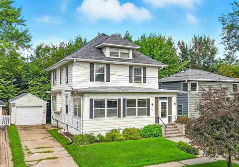 525 N Johnson St, IowaCity, IA 52245