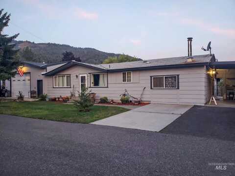 143 125th St, Orofino, ID 83544