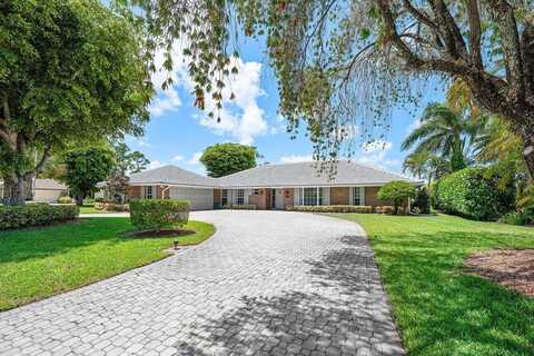 489 S Country Club Drive, Atlantis, FL 33462