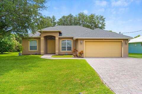 1901 SW Lennox Street, Port Saint Lucie, FL 34953