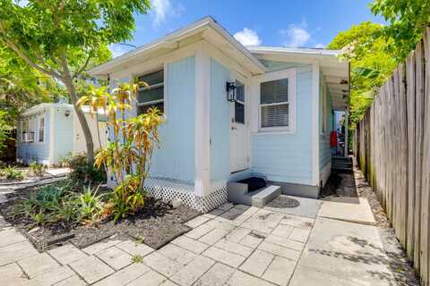 216 S M Street, Lake Worth, FL 33460