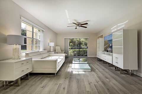 2975 SW 22nd Avenue, Delray Beach, FL 33445