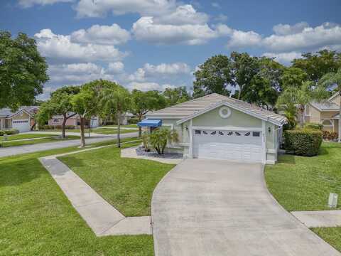 8095 Burlington Court, Lake Worth, FL 33467