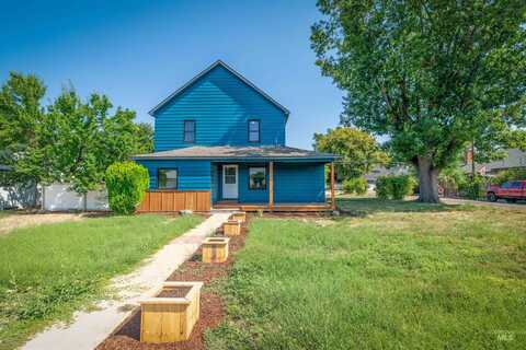 424 E 3 Rd, Emmett, ID 83617