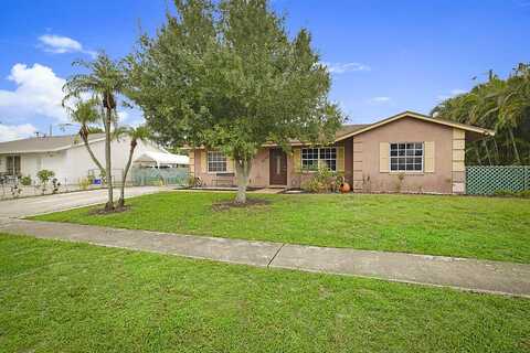 6128 Carthage Circle S, Lake Worth, FL 33463
