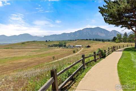 1624 Bradley Ct, Boulder, CO 80305