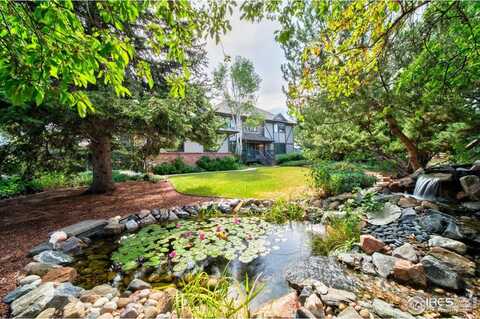 9020 Rogers Rd, Longmont, CO 80503