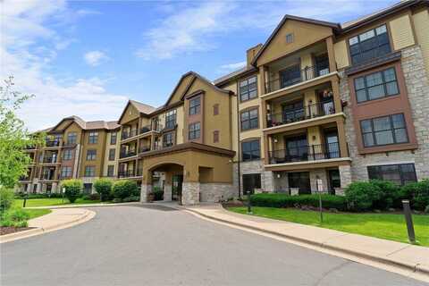 1320 Riverside Lane, Mendota Heights, MN 55118