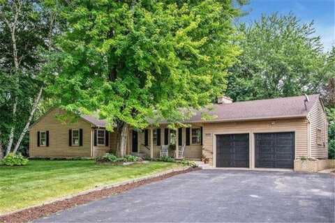 1295 Broadview Avenue, Chaska, MN 55318