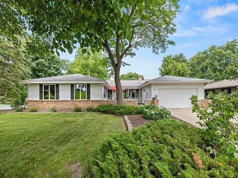 9744 Oxborough Road, Bloomington, MN 55437