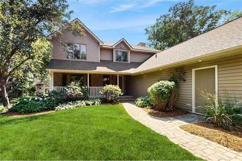 195 Quinlan Avenue N, Lakeland Shores, MN 55043