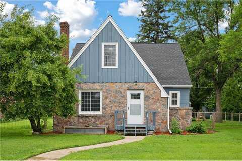 86 High Avenue, Gaylord, MN 55334