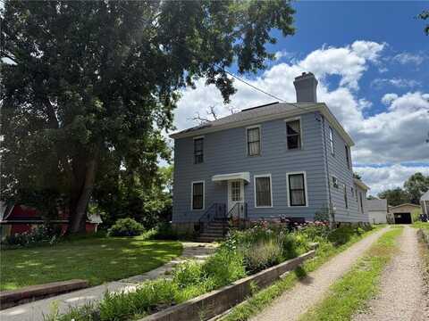 15 1st Street SE, Faribault, MN 55021