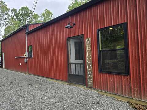 139 W Salzer Mountain Rd, Spencer, TN 38585