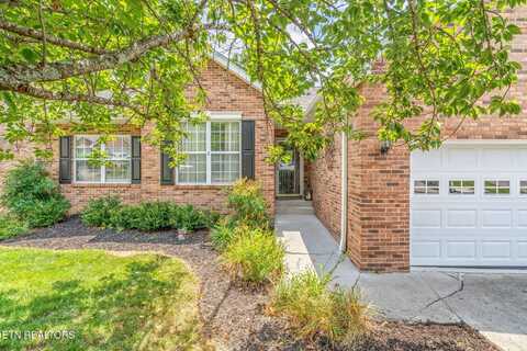3238 Mountain Spring Way, Knoxville, TN 37917