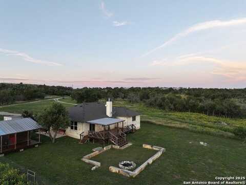 275 starview, Fredericksburg, TX 78624