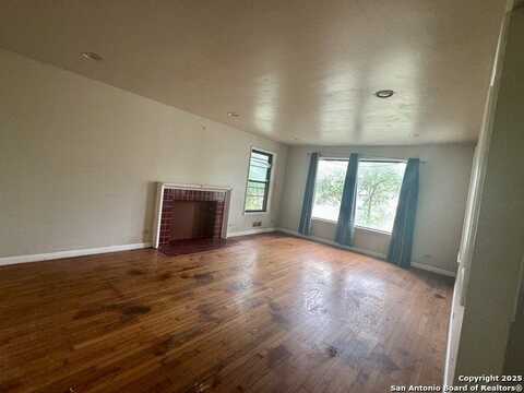 2519 W Kings Hwy, San Antonio, TX 78228