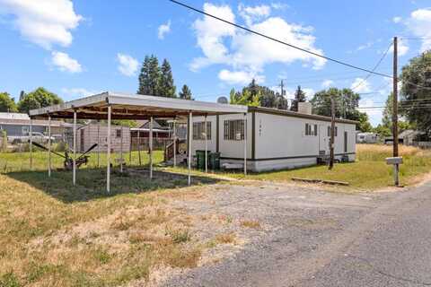 1647 Hope Street, Klamath Falls, OR 97603