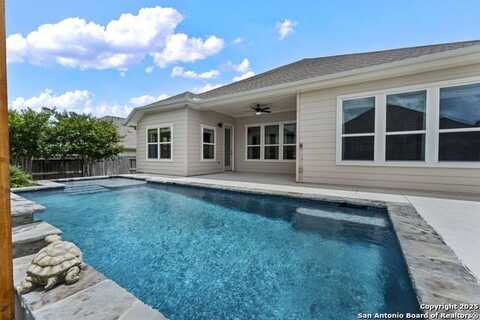 6529 Crockett Cv, Schertz, TX 78108