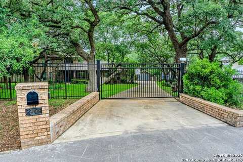 26026 Oak Nest Ln, San Antonio, TX 78255