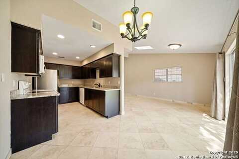 2437 Wild Turkey, San Antonio, TX 78232