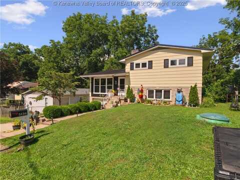 5136 Lone Pine Lane, Cross Lanes, WV 25313