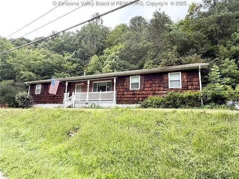 2805 Camp Creek Road, Julian, WV 25529