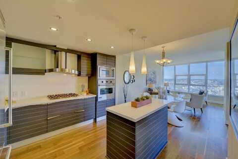 1325 Pacific Hwy, San Diego, CA 92101