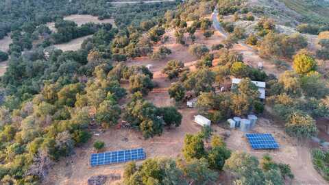 25218 Black Canyon Rd, Santa Ysabel, CA 92070