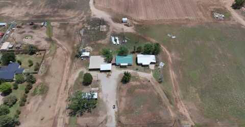 862 N US-385, Levelland, TX 79336